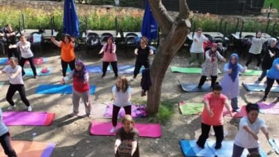 Efeler Belediyesi'nin düzenleyeceği Açık Hava Yoga Etkinliği, bugün Pınarbaşı Mesire