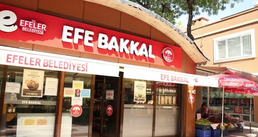 Efeler Belediyesi'nin hayata geçirdiği "EFE Ekmek" uygulaması kapsamında 200 gram