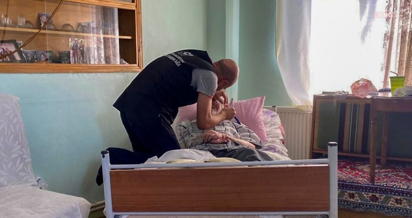 Efeler Belediyesi’nin ücretsiz olarak yaşama geçirdiği Evde Bakım Hizmetleri; yaşlı,