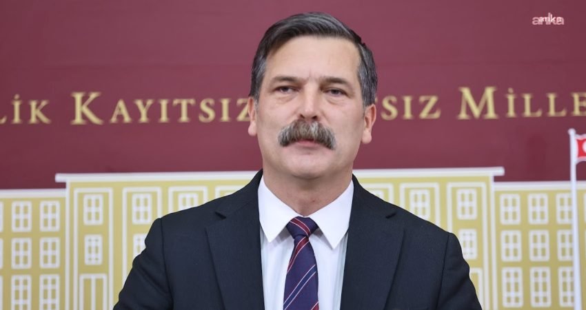 Türkiye İşçi Partisi (TİP) Genel Başkanı Erkan Baş, NATO protestosu