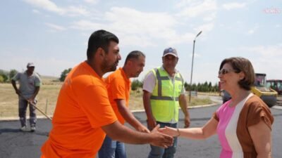 Eskişehir Büyükşehir Belediye Başkanı Ayşe Ünlüce, Çifteler ziyareti kapsamında Yol Yapım
