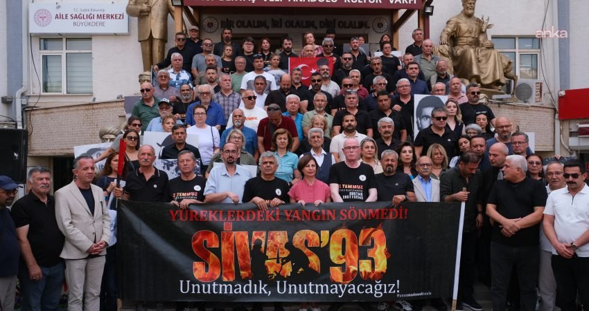Eskişehir’de, 2 Temmuz Sivas Madımak Katliamı’nın 33’üncü yıl dönümünde sessiz