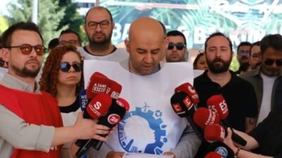 Eskişehir'de Tepebaşı Belediyesi'nde görev yapan mühendislere, bir müteahhit ve ailesi
