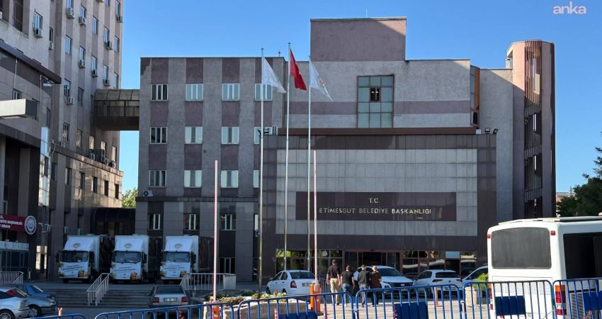 Ankara Batı Cumhuriyet Başsavcılığı'nın Etimesgut Belediyesine yönelik yürüttüğü yolsuzluk soruşturması