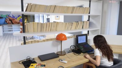 Konak Belediyesi’nin Cumhuriyet Kütüphaneleri, geleceklerini şekillendirecek sınavlara hazırlanan gençlere stresten