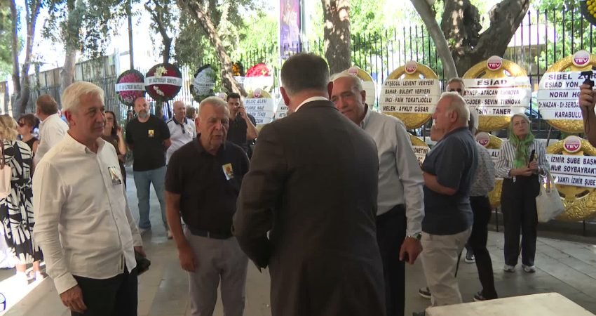 İzmir'de hayatını kaybeden gazeteci Çetin Gürel, İzmir Büyükşehir Belediye Başkanı