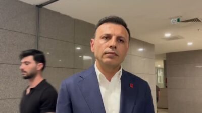 Eski CHP İstanbul İl Başkanı Özgür Çelik, BirGün gazetesi muhabiri