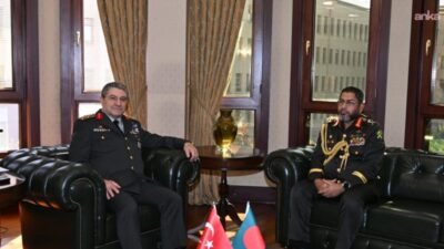 Genelkurmay Başkanı Orgeneral Selçuk Bayraktaroğlu, Bangladeş Kara Kuvvetleri Komutanı Orgeneral