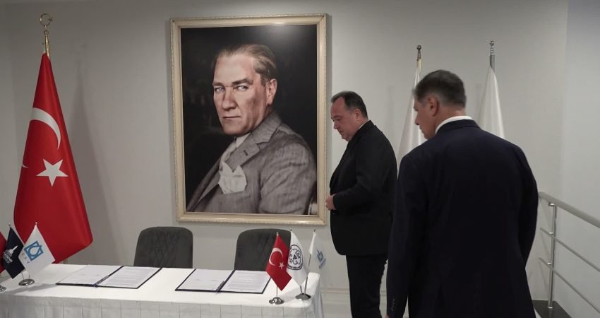 İzmir ve Manisa güçlerini Gördes Barajı için birleştirdi. İzmir Büyükşehir
