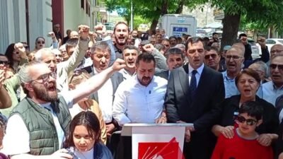 CHP Kars İl Başkanlığı görevinden alınan Onur Uludaşdemir, "Baş vereceğiz