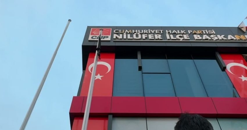CHP Merkez Yönetim Kurulu (MYK) kararıyla görevden alınan Bursa'nın Nilüfer