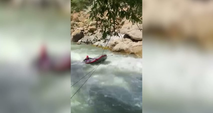Şırnak'ın Beytüşşebap ilçesinde balık tutmak için gittiği Habur Çayı'nda akıntıya