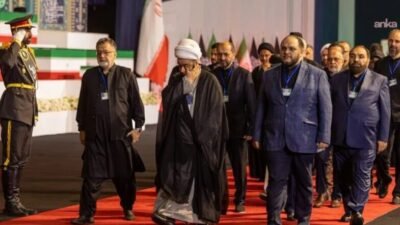 ABD ve İsrail'in düzenlediği hava saldırılarında hayatını kaybeden İran'ın dini