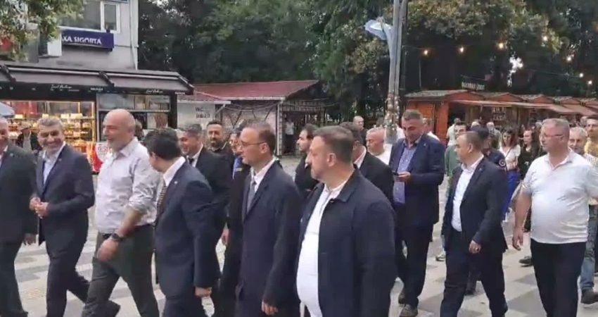 Bu yıl 22’ncisi düzenlenen Hopa Kültür, Sanat ve Deniz Festivali