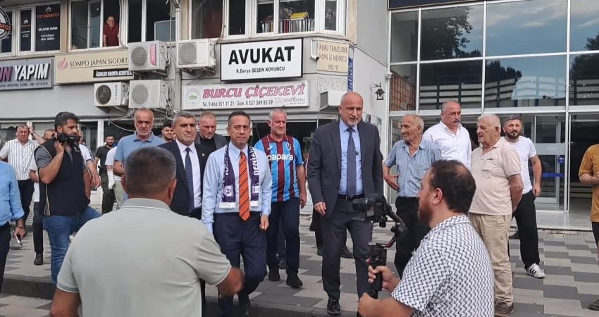 Artvin’in Hopa ilçesinde Emekli Sendikaları Platformu, açıklanan enflasyon verilerine tepki