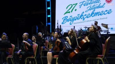 27. Uluslararası İstanbul Büyükçekmece Kültür ve Sanat Festivali’nde müzikseverlerle buluşan