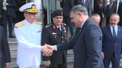 İçişleri Bakanı Mustafa Çiftçi, "Ahbap çavuş meselelerinin rezaletlerinin böyle ortaya