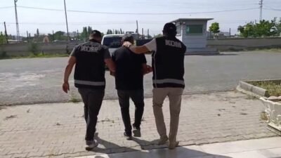 Iğdır'da "üst düzey devlet görevlilerini tanıdığını" öne sürerek, vatandaşları "kamu