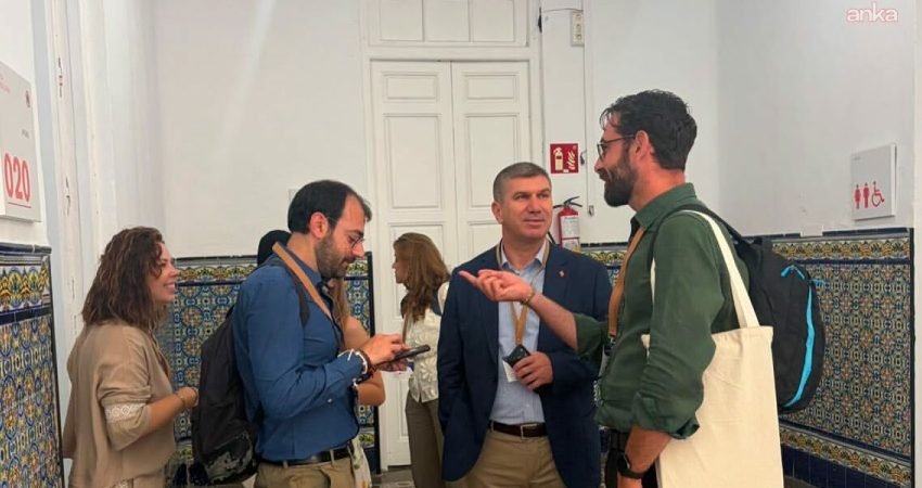 İspanya Malaga'da düzenlenen uluslararası toplantıya katılan Burdur Belediye Başkanı Ali