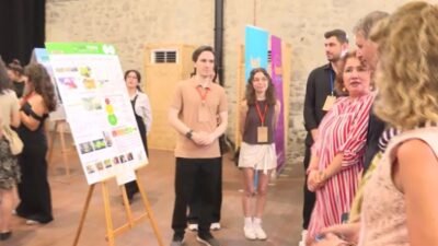 İzmir Büyükşehir Belediye Başkanı Cemil Tugay, İnci Vakfı'nın bu yıl