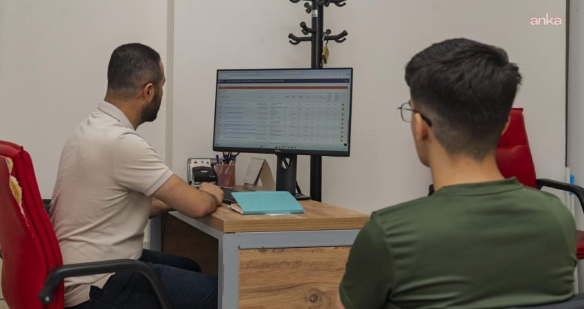 İzmir Büyükşehir Belediyesi, LGS’ye giren öğrencilerin doğru tercih yapabilmesi için