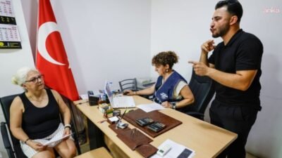 İzmir Büyükşehir Belediyesi, işitme kaybı bulunan ihtiyaç sahibi vatandaşların günlük