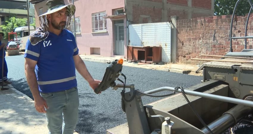 İzmir Büyükşehir Belediyesi, Küçük Menderes Havzası'nda ilçe merkezlerindeki cadde ve