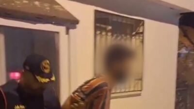 İzmir'in Urla ilçesinde, hakkında 8 ayrı suçtan kesinleşmiş 25 yıl
