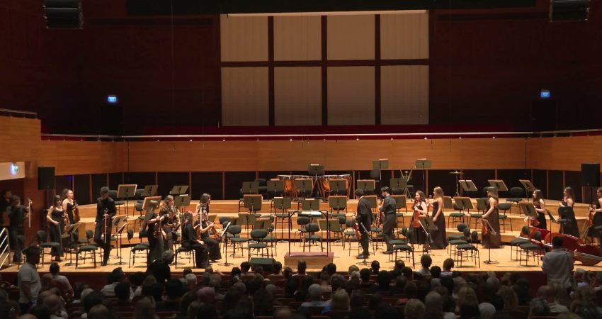 İzmir Büyükşehir Belediyesi'nin desteği ile düzenlenen Stoa Orkestra Kampı, Ahmed