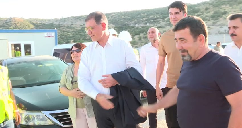 İzmir Büyükşehir Belediyesi, Dikili’nin çevre altyapısını güçlendirecek 1,5 milyar liralık
