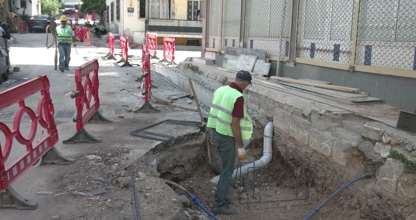 İZSU, Buca, Karabağlar ve Gaziemir'de yaklaşık 50 kilometrelik yağmur suyu ve kanalizasyon hattı inşa