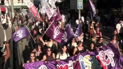 İstanbul Kadıköy'de, NATO'ya Hayır Koordinasyonu tarafından düzenlenen ve aralarında siyasi