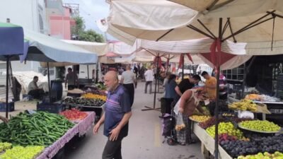 Osmaniye'nin Kadirli ilçesinde emekliler, maaşlarına yapılacak olan zammın yetersiz olduğunu