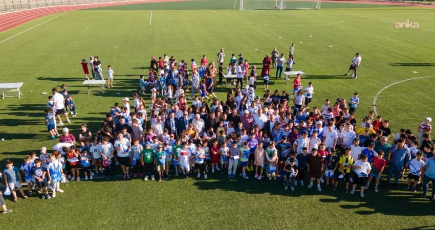 Kahramankazan Belediyesi tarafından çocukların yaz tatilini sporla iç içe, verimli