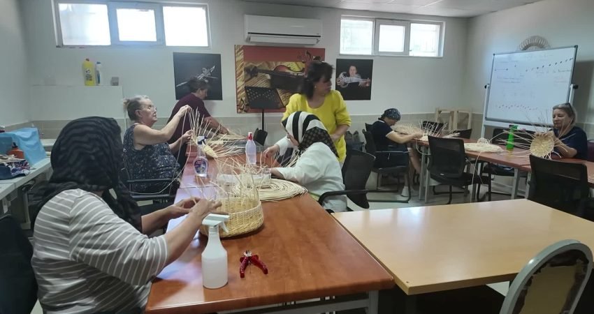 Yaklaşık üç ay önce kanser teşhisi konulan Yeliz Evrensel, Bornova