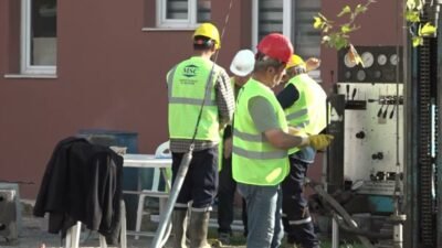 İzmir Büyükşehir Belediyesi, Karşıyaka’da mikrobölgeleme ve yapı envanteri çalışmalarını tamamladı.