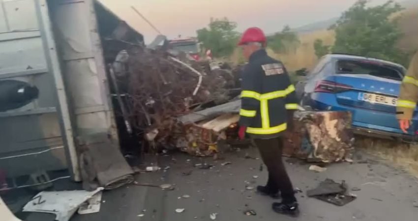Kırıkkale'de tır ile otomobilin karıştığı trafik kazasında bir kişi yaralandı.