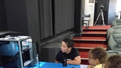 Konak Belediyesi Sancar Maruflu Bilim Merkezi’nin çocuklara özel düzenlediği 3D