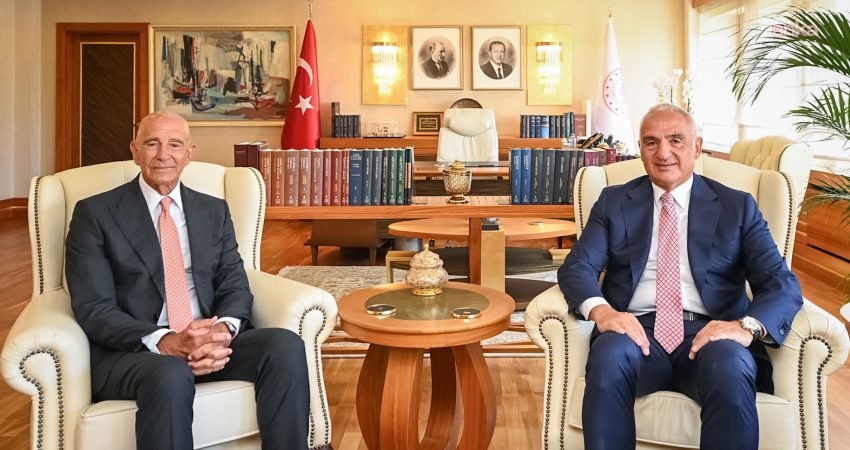 Kültür ve Turizm Bakanı Mehmet Nuri Ersoy, ABD'nin Ankara Büyükelçisi