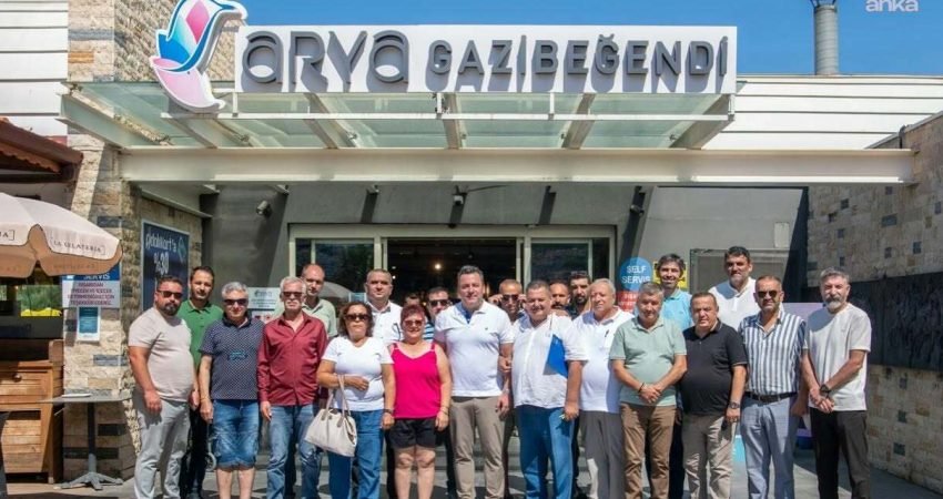 Kuşadası Belediye Başkan Vekili Tahsin Demirtaş, ilçede görev yapan mahalle