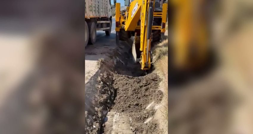 Kuşadası Belediyesi, Bayraklıdede Mahallesi Selçuk Bulvarı üzerindeki su kanalında kapsamlı
