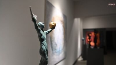 Kuşadası Belediyesi Ada Modern Sanat Galerisi, dünyaca ünlü heykeltıraş Cem