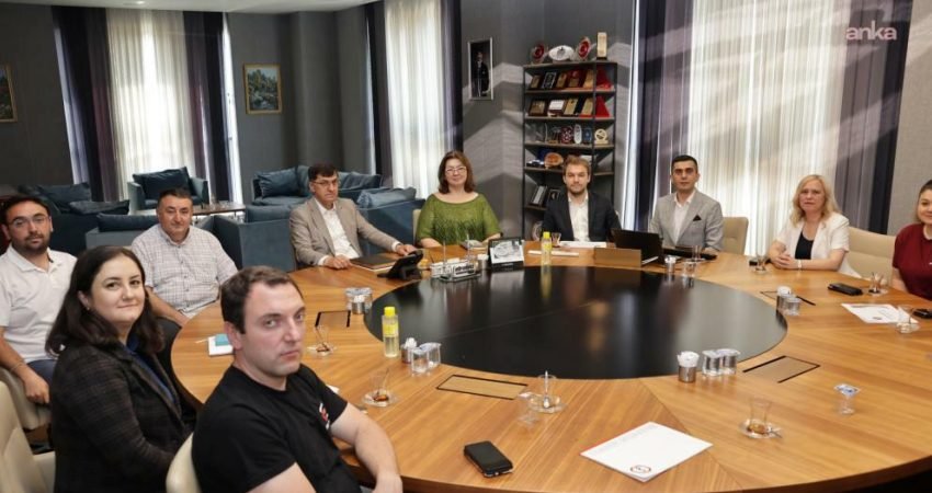 Kütahya Belediye Başkanı Eyüp Kahveci, asansörlerin güvenli kullanımının sağlanması ve