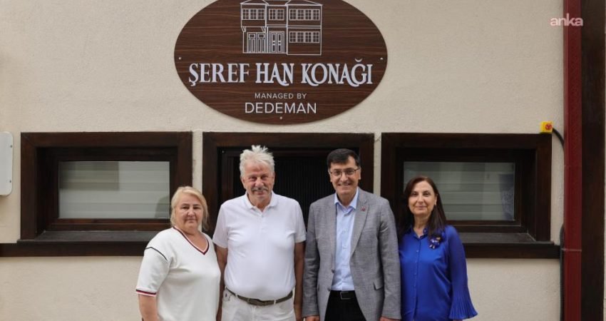 Kütahya Belediye Başkanı Eyüp Kahveci, tarihi Germiyan Sokak'ta bulunan sivil