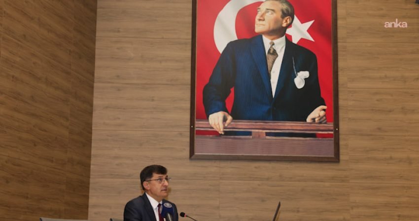 Kütahya Belediyesi'nin düzenlediği Halk Günü Toplantısı'nda vatandaşlar talep, öneri ve