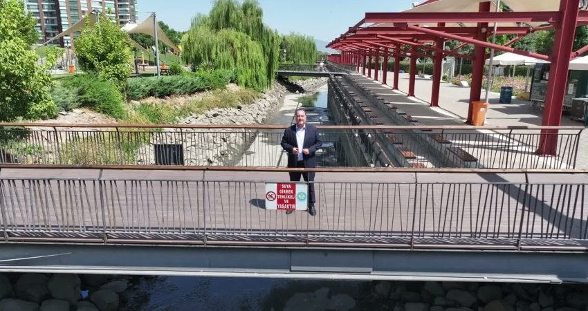 Manisa Büyükşehir Belediyesi, Atatürk Kent Parkı’nda yıllardır yaşanan kötü koku ve
