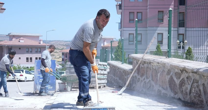 Manisa Büyükşehir Belediyesi Fen İşleri Dairesi Başkanlığı ekipleri, Yunusemre ilçesi