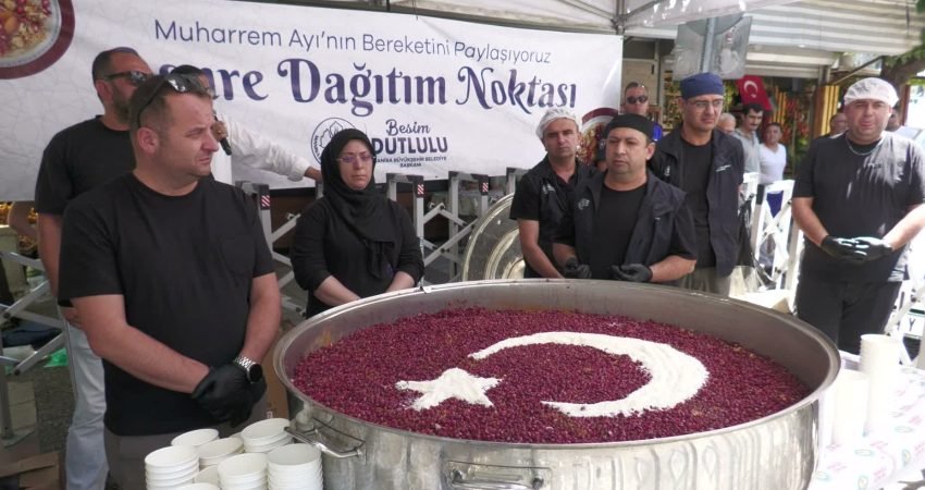 Manisa Büyükşehir Belediyesi, Muharrem ayı dolayısıyla başlattığı aşure ikramlarına, Alaybey