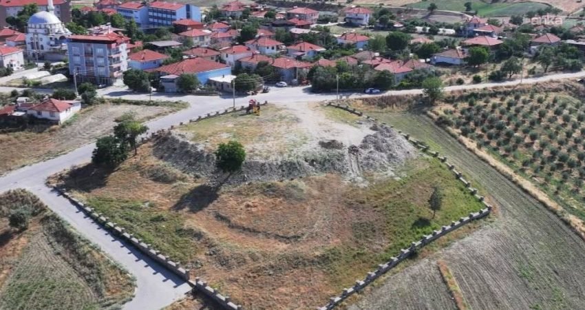 Manisa Büyükşehir Belediyesi, Selendi ilçesi Şerefiye Mahallesi’nde vatandaşların güvenli ve
