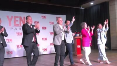YENİ Parti Genel Başkanı Özgür Özel'in memleketi Manisa'da CHP'den istifa